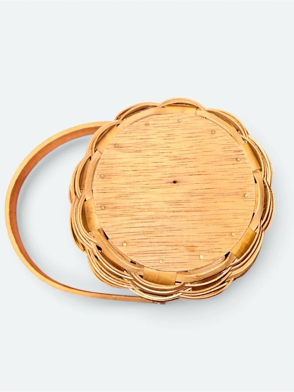 Possibly Unmarked Longaberger Fruit Basket